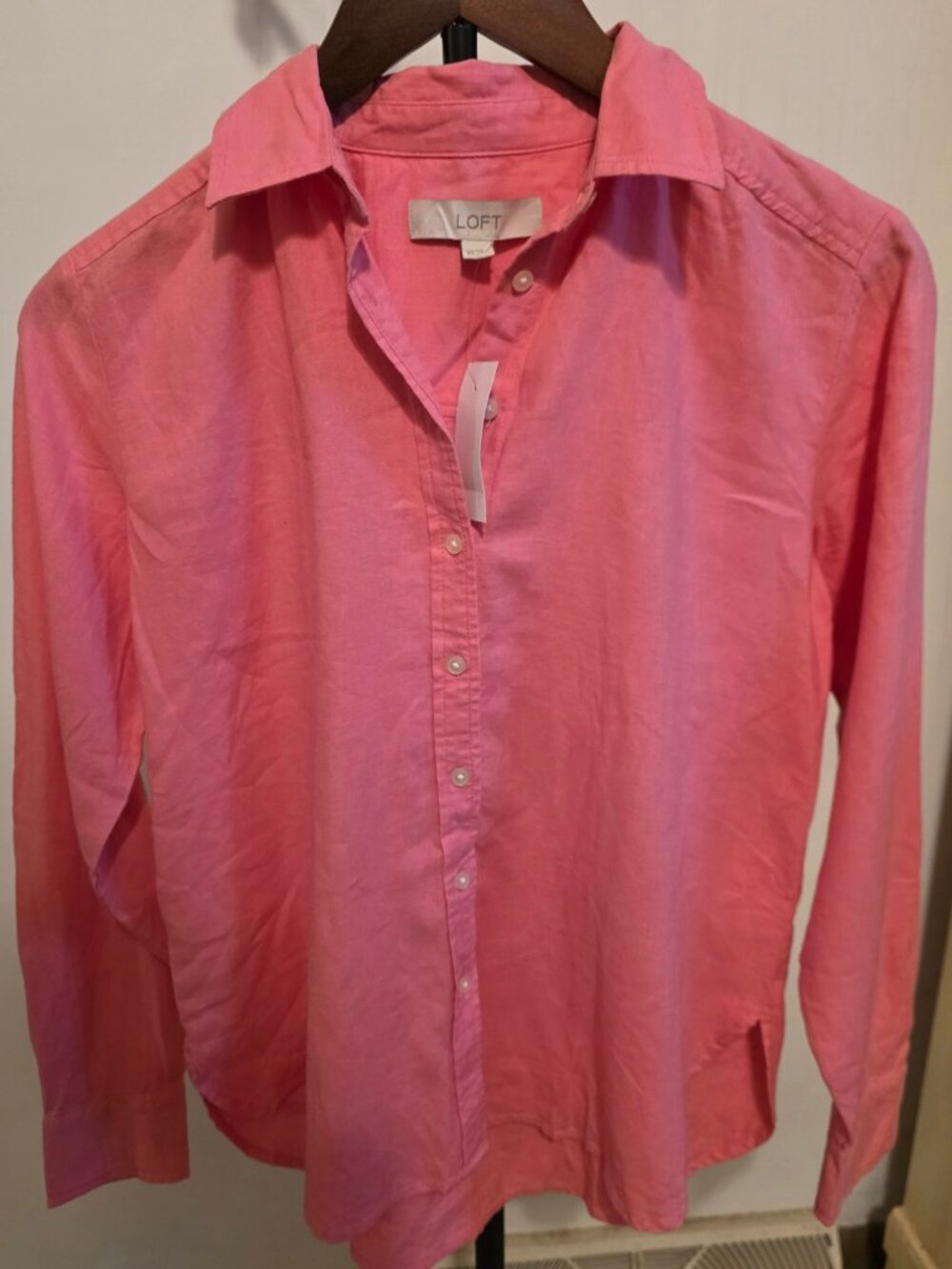 Loft by Anne Taylor Pink Button-Up Shirt Size XS